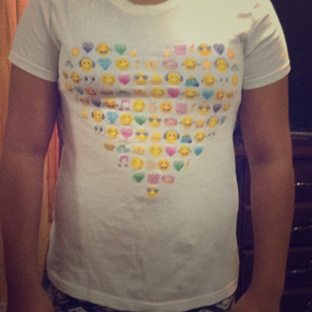 Emoji t-shirt